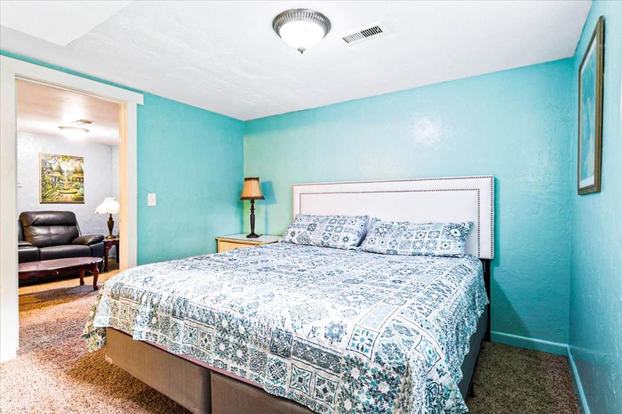 Risque Fun Too Villa Lake Ozark Exterior photo